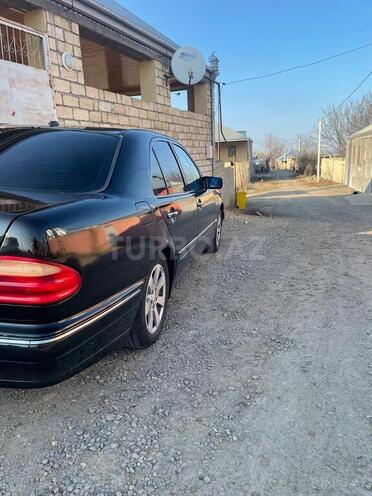 Mercedes E 240 1998, 267,000 km - 2.4 л - Bakı