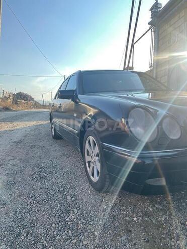 Mercedes E 240 1998, 267,000 km - 2.4 л - Bakı