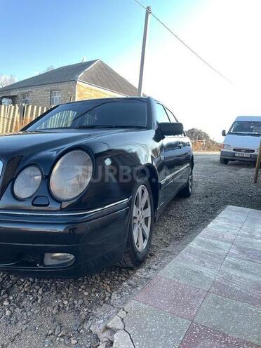 Mercedes E 240 1998, 267,000 km - 2.4 л - Bakı