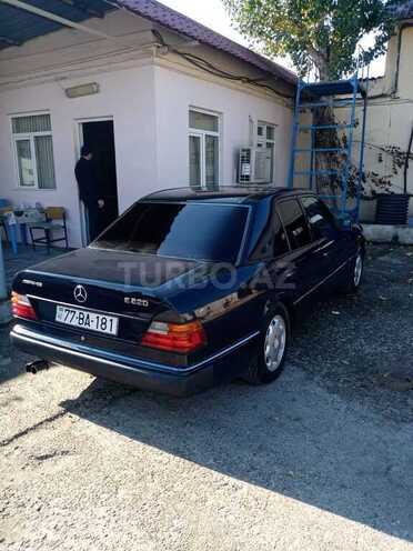Mercedes E 200 1992, 406,765 km - 2.0 л - Bakı