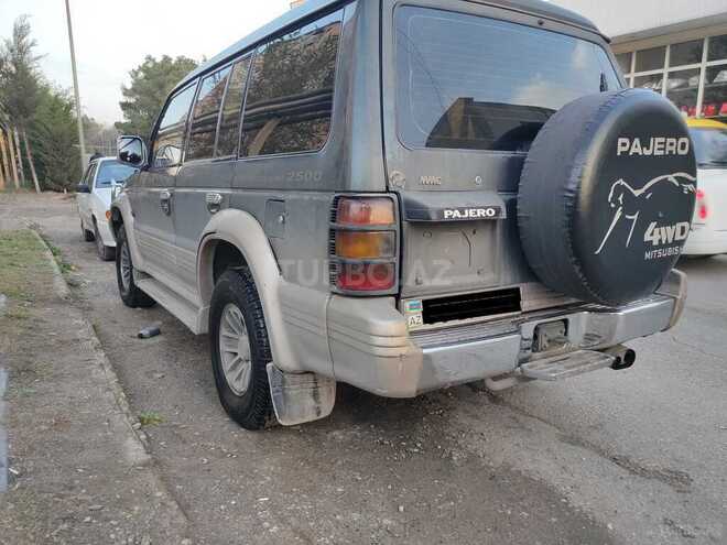 Mitsubishi Pajero 1992, 250,000 km - 2.5 l - Sumqayıt