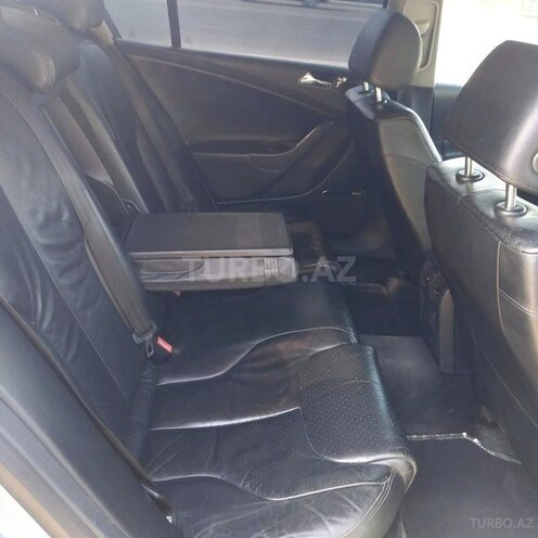 Volkswagen Passat 2005, 279,600 km - 2.0 l - Bakı