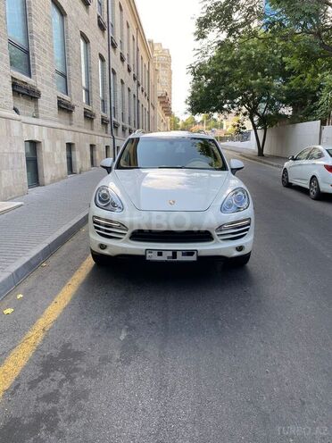 Porsche Cayenne 2011, 95,000 km - 3.6 л - Bakı