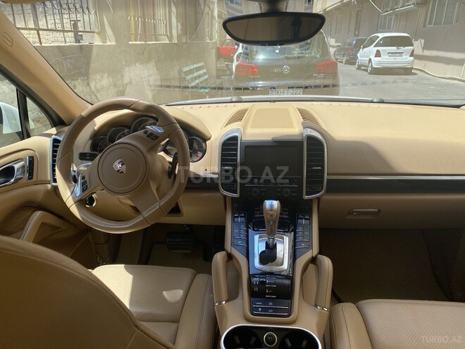 Porsche Cayenne 2011, 95,000 km - 3.6 л - Bakı