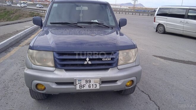 Mitsubishi Pajero io 2000, 400,000 km - 2.0 l - Bakı