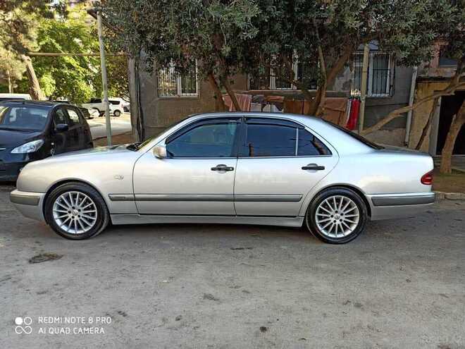 Mercedes E 230 1997, 285,000 km - 2.3 л - Bakı
