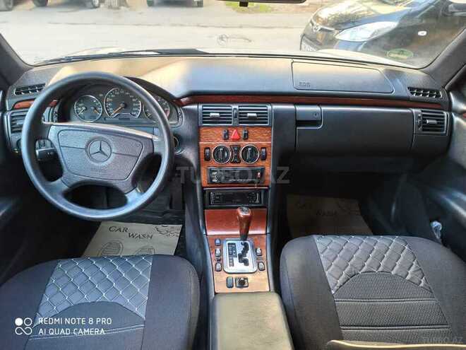 Mercedes E 230 1997, 285,000 km - 2.3 л - Bakı
