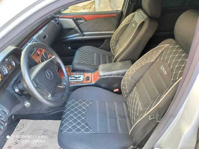 Mercedes E 230 1997, 285,000 km - 2.3 л - Bakı