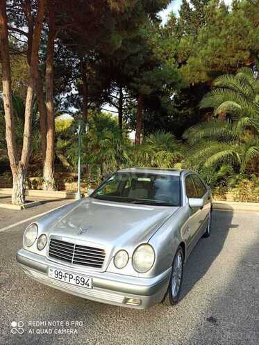 Mercedes E 230 1997, 285,000 km - 2.3 л - Bakı