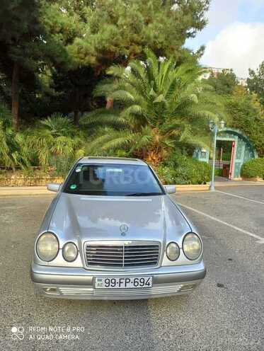 Mercedes E 230 1997, 285,000 km - 2.3 л - Bakı
