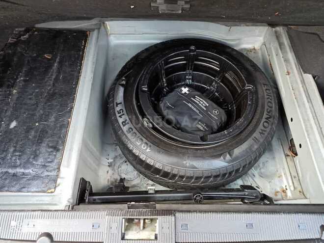 Mercedes E 230 1997, 285,000 km - 2.3 л - Bakı
