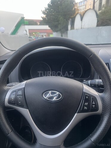 Hyundai i30 2010, 183,000 km - 1.4 l - Bakı