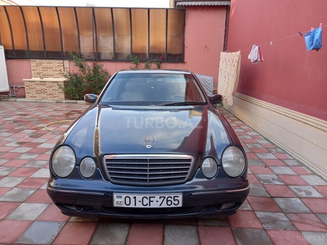 Mercedes E 220 1999, 222,333 km - 2.2 l - Bakı