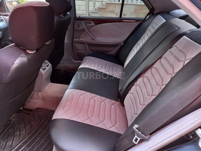 Mercedes E 220 1999, 222,333 km - 2.2 l - Bakı