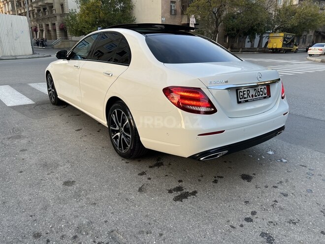 Mercedes E 220 2018, 141,000 km - 2.2 l - Bakı