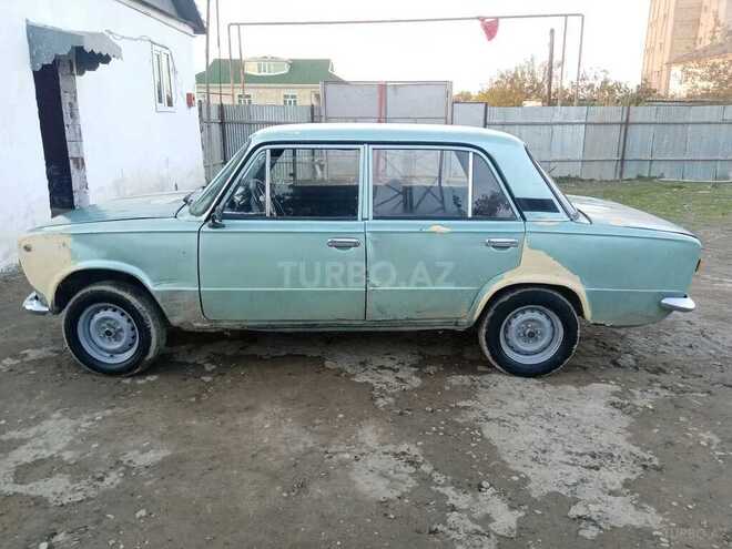 LADA (VAZ) 2101 1982, 200,000 km - 1.6 l - Salyan