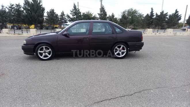 Opel Vectra 1995, 186,000 km - 2.0 l - Sumqayıt