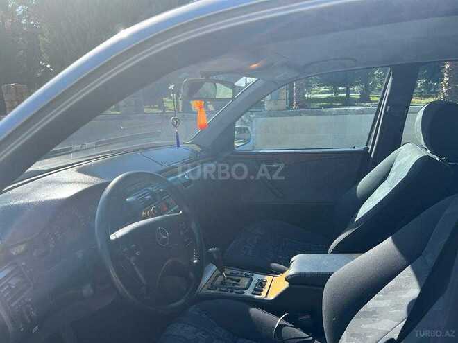 Mercedes E 220 1999, 404,000 km - 2.2 l - Masallı
