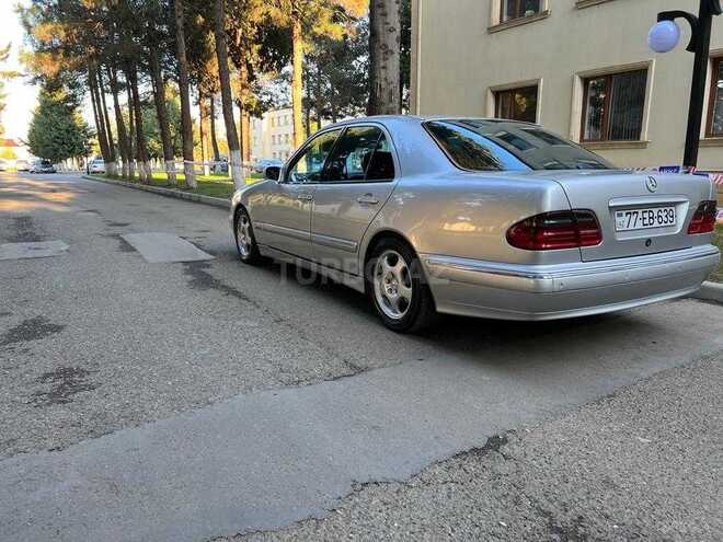 Mercedes E 220 1999, 404,000 km - 2.2 l - Masallı