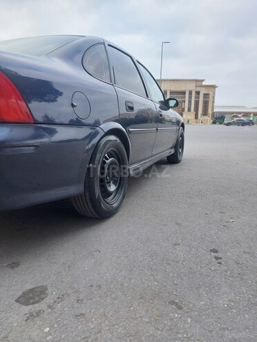 Opel Vectra 1999, 355,000 km - 1.6 l - Sumqayıt