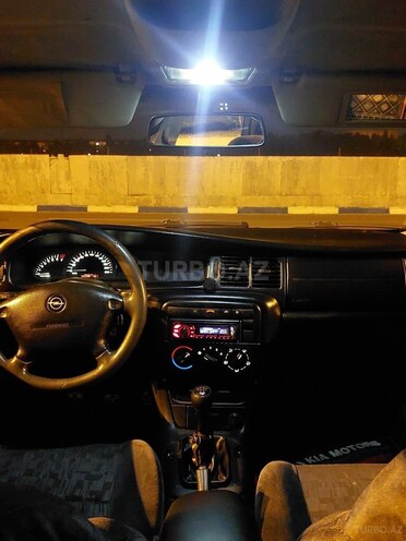 Opel Vectra 1999, 355,000 km - 1.6 l - Sumqayıt