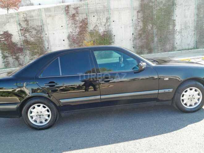 Mercedes E 200 1997, 252,000 km - 2.0 л - Bakı