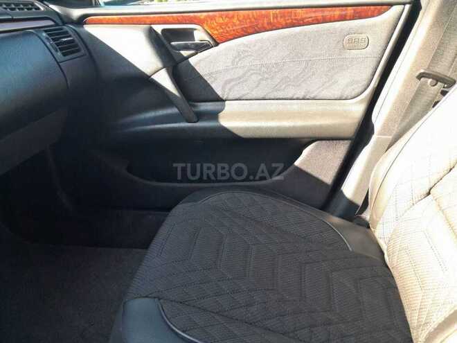 Mercedes E 200 1997, 252,000 km - 2.0 л - Bakı