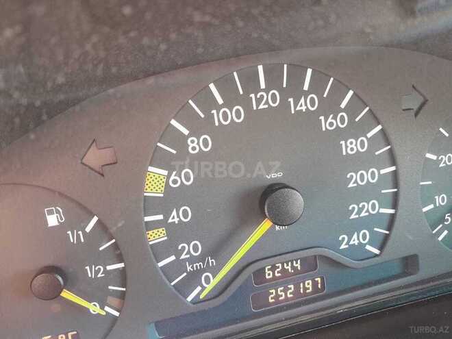 Mercedes E 200 1997, 252,000 km - 2.0 л - Bakı