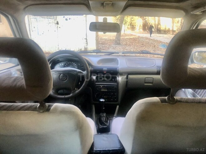 Opel Astra 1995, 245,000 km - 1.6 l - Mingəçevir