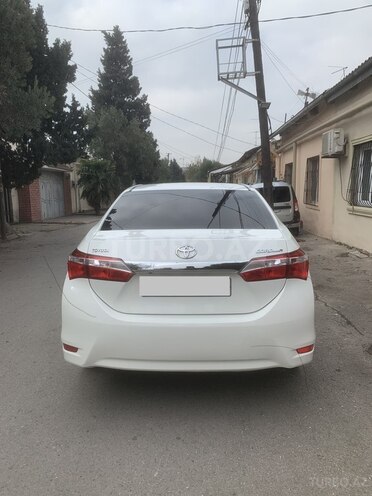 Toyota Corolla 2015, 91,000 km - 1.6 л - Bakı
