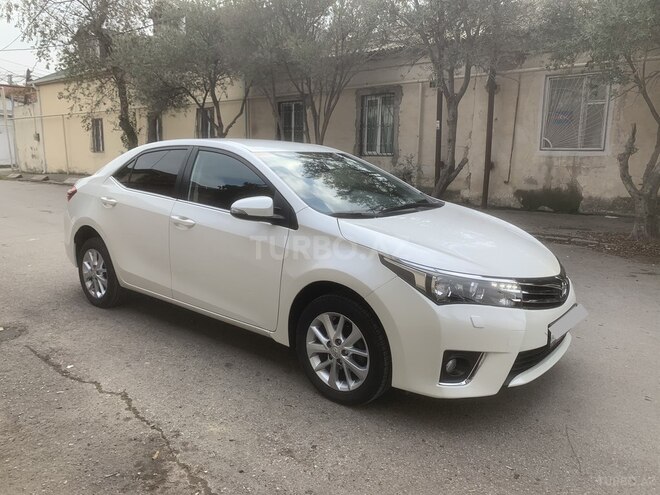 Toyota Corolla 2015, 91,000 km - 1.6 л - Bakı