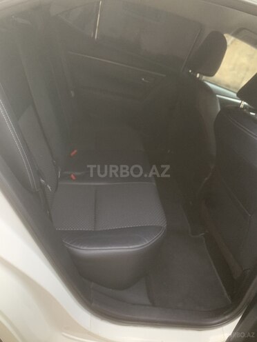 Toyota Corolla 2015, 91,000 km - 1.6 л - Bakı