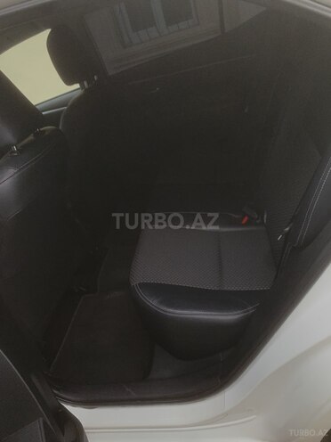 Toyota Corolla 2015, 91,000 km - 1.6 л - Bakı
