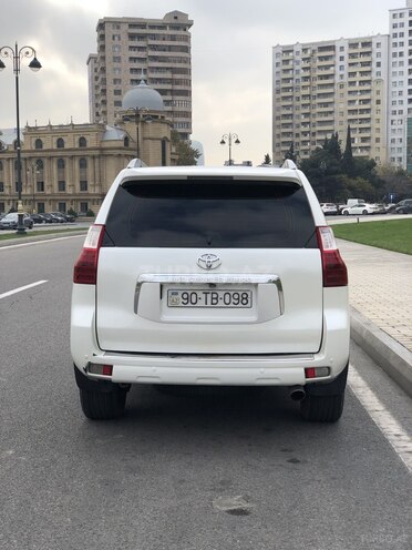 Toyota Prado 2009, 204,000 km - 2.7 л - Bakı