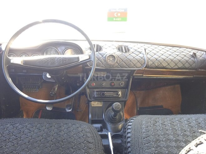 LADA (VAZ) 2106 1983, 150,000 km - 1.6 l - Ucar