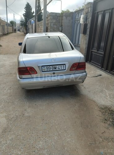 Mercedes E 250 1997, 300,000 km - 2.5 l - Bakı