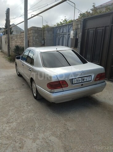 Mercedes E 250 1997, 300,000 km - 2.5 l - Bakı