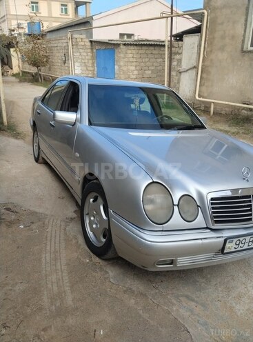 Mercedes E 250 1997, 300,000 km - 2.5 l - Bakı