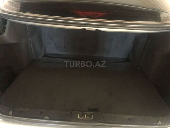 Mercedes E 240 2000, 328,000 km - 2.4 l - Yevlax