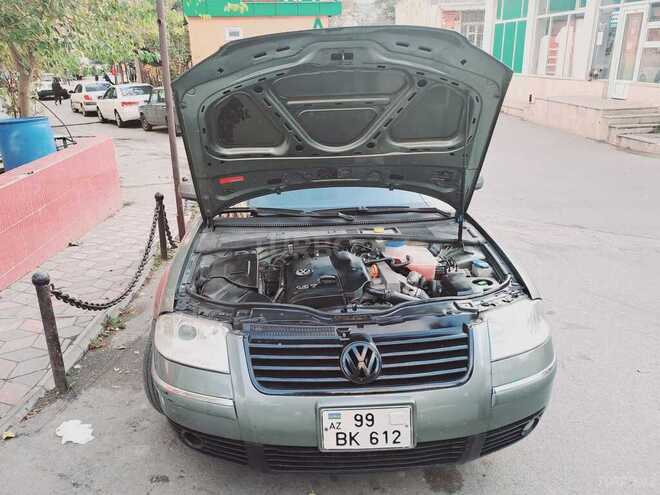 Volkswagen Passat 2003, 32,645 km - 1.8 л - Bakı
