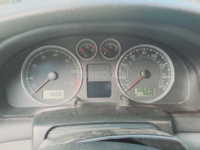 Volkswagen Passat 2003, 32,645 km - 1.8 л - Bakı