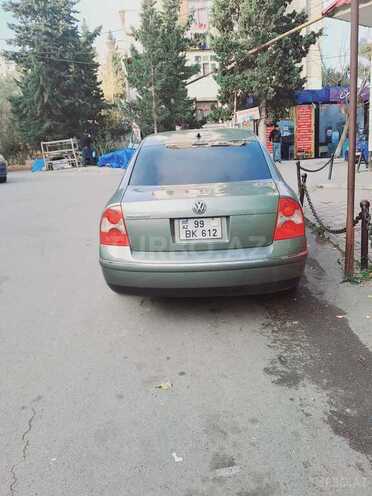 Volkswagen Passat 2003, 32,645 km - 1.8 л - Bakı