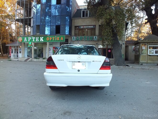 Mercedes C 230 2000, 250,000 km - 2.3 l - Mingəçevir