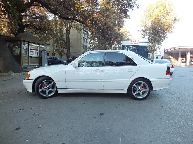 Mercedes C 230 2000, 250,000 km - 2.3 l - Mingəçevir