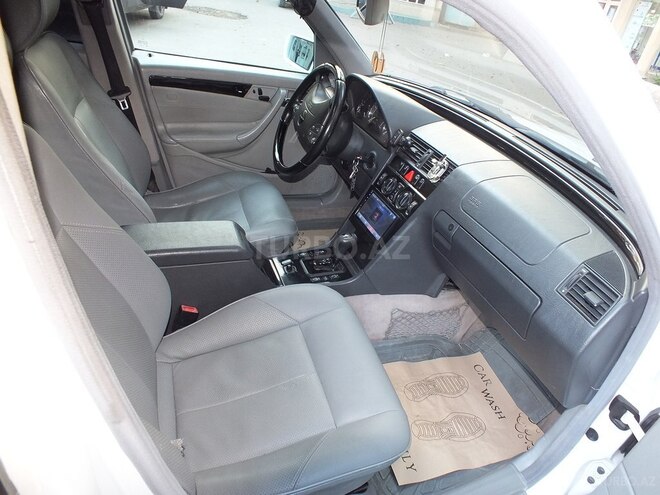 Mercedes C 230 2000, 250,000 km - 2.3 l - Mingəçevir