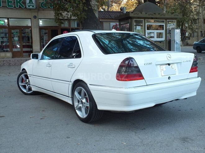 Mercedes C 230 2000, 250,000 km - 2.3 l - Mingəçevir