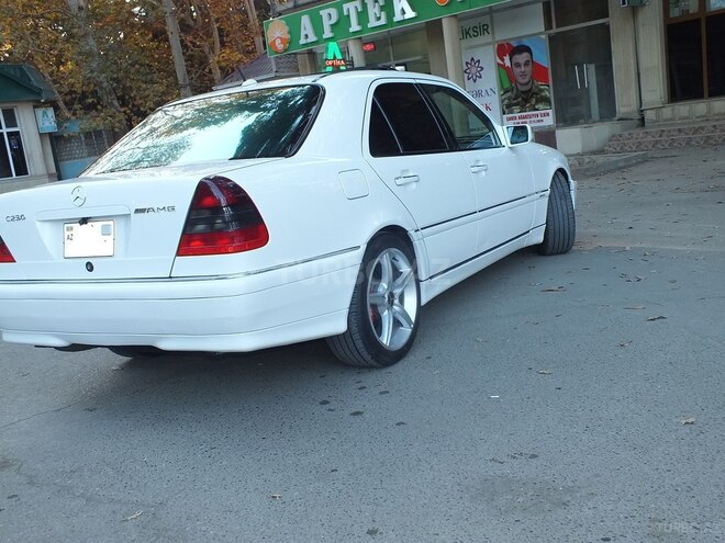 Mercedes C 230 2000, 250,000 km - 2.3 l - Mingəçevir