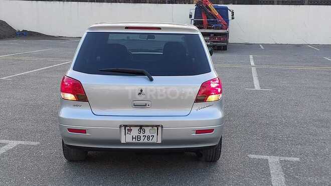 Mitsubishi Airtrek 2001, 285,321 km - 2.0 л - Sumqayıt