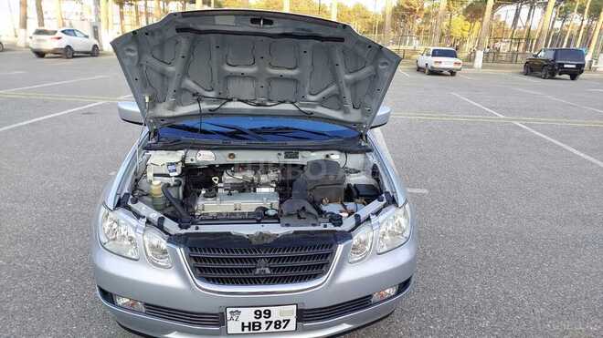 Mitsubishi Airtrek 2001, 285,321 km - 2.0 л - Sumqayıt