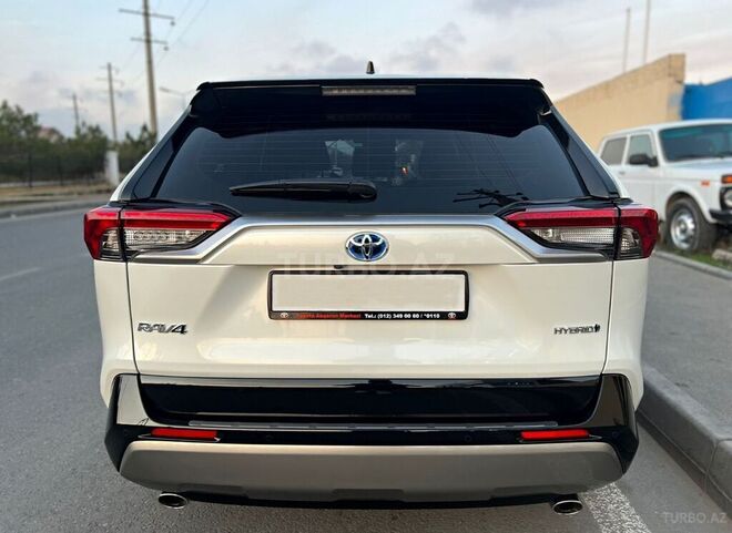 Toyota RAV4 2022, 15,000 km - 2.5 l - Bakı